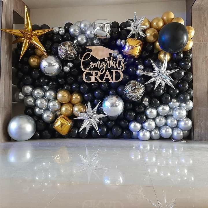 Atlanta graduation_balloon_decor